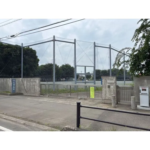 所沢市大字牛沼 市立牛沼小学校(小学校)まで約1200m(徒歩15分)