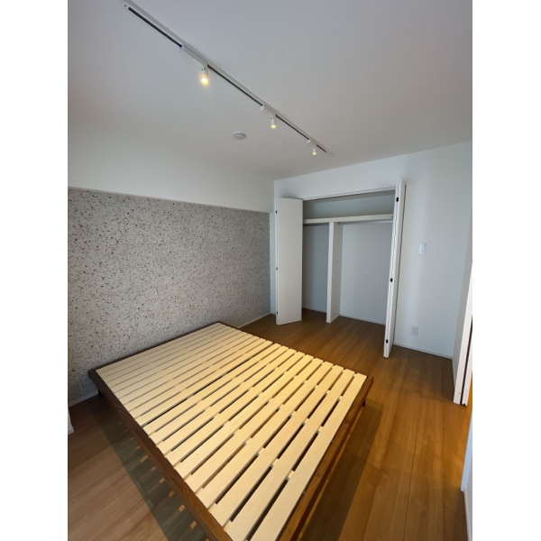 藤和門前仲町コープ 南側洋室(約6.1畳)※家具調度品は売買対象に含まれません。