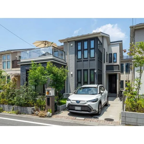 稲城市東長沼 外観