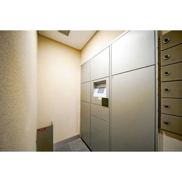 ブランズ池袋立教南 宅配BOX