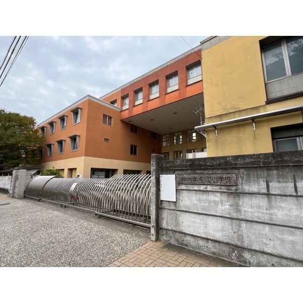 世田谷区中町4丁目 世田谷区立中町小学校(小学校)まで約180m(徒歩3分)