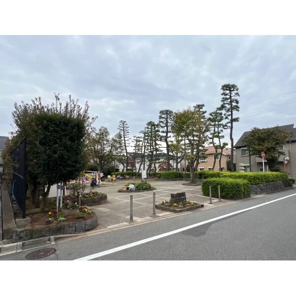 世田谷区中町4丁目 中町四丁目公園(公園)まで約400m(徒歩5分)