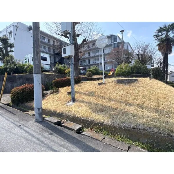 八王子市子安町３丁目 井出山公園（公園）まで約200m（徒歩3分）