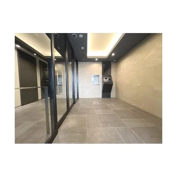 プレサンスロジェ平野本町 エントランス