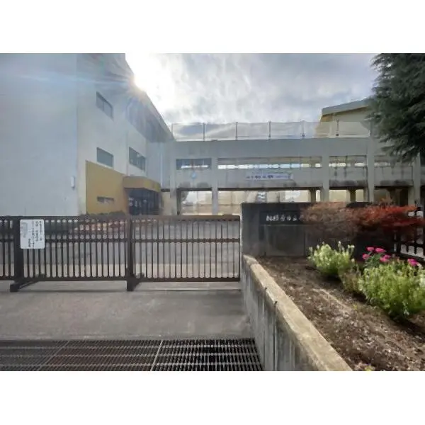 ライオンズマンション古淵第２ 相模原市立共和中学校（中学校）まで約1540m（徒歩20分）