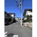 横浜市旭区上白根３丁目 西側前面道路