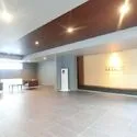 セントフローレンスパレス京都四条山ノ内 開放感のある広々としたロビーが、居住者や来訪者をお迎えします。
