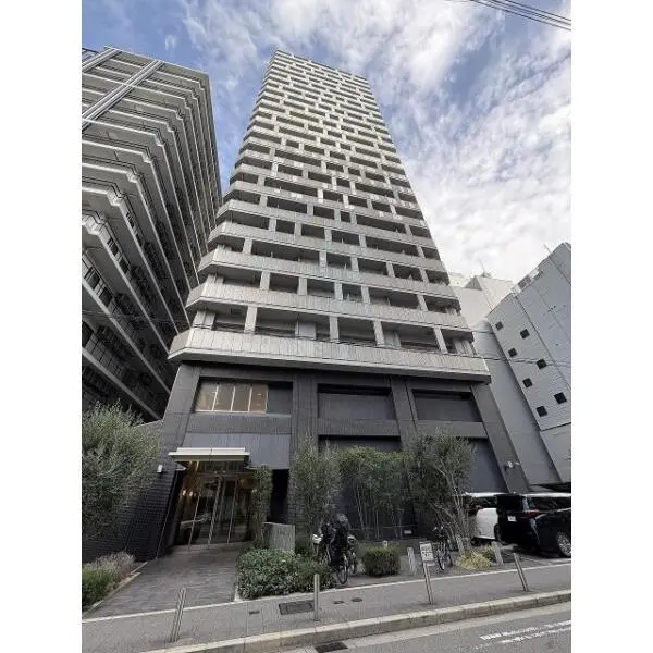 プレミスト南船場 外観