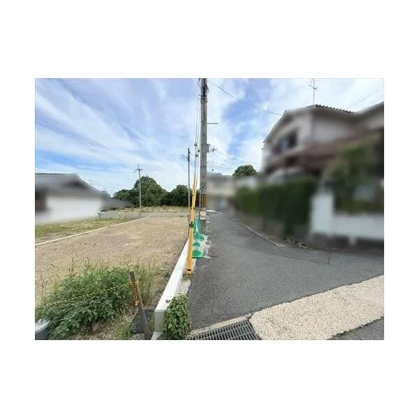 京都市西京区山田開キ町 西側私道（北側より撮影）