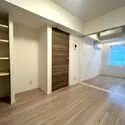 ニューハイム田町 ダイニングキッチン、洋室