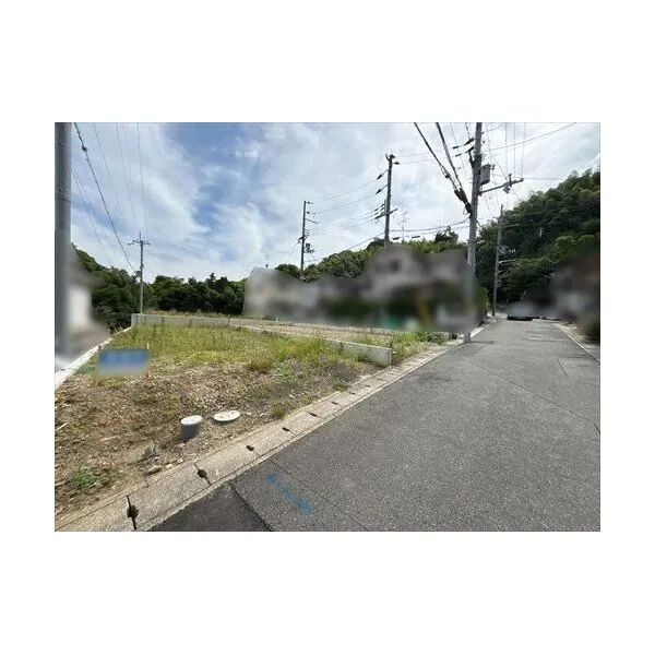 京都市西京区山田開キ町 北側前面道路（東側より撮影）