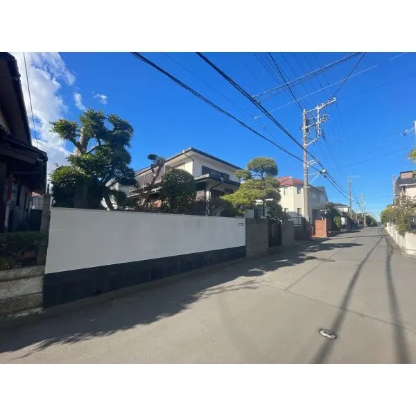 藤沢市片瀬山４丁目 前面道路