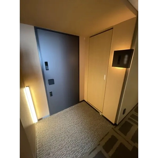 グランドメゾン北堀江レジデンス 玄関