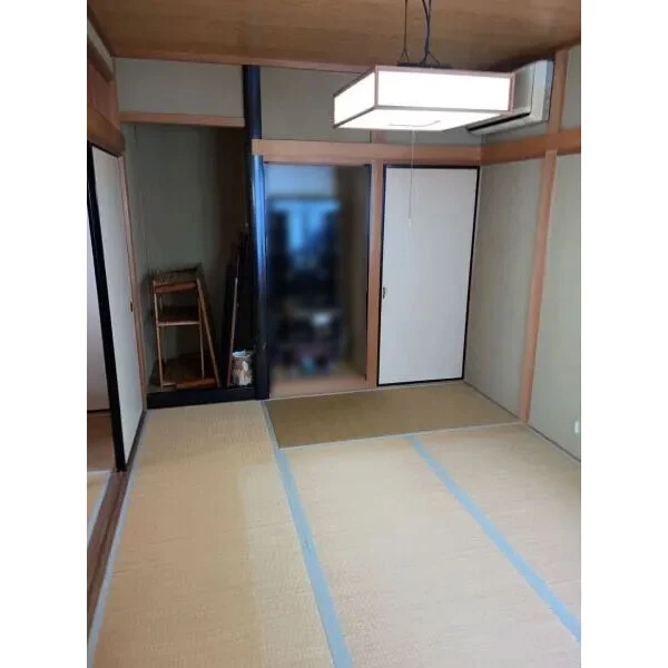 奈良市西登美ヶ丘５丁目 １階北和室６畳　家具調度品は価格に含まれません。