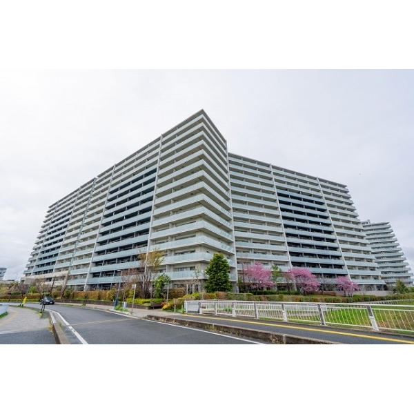 ウエリス浦和美園サウステラス 外観