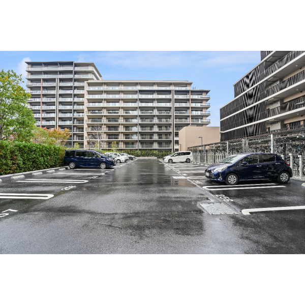 シティテラス多摩川Ｄ棟 駐車場