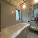 練馬区大泉学園町６丁目 大型のバスルームです。お子様ともゆったりご入浴が可能。