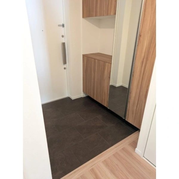 ラヴィドール杉並上井草 玄関