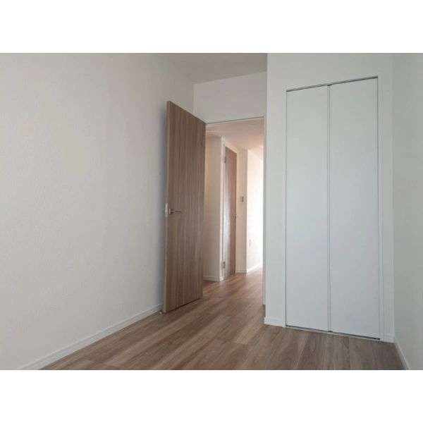 ラヴィドール杉並上井草 洋室