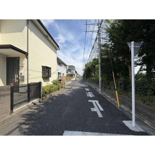 練馬区東大泉5丁目 前面道路