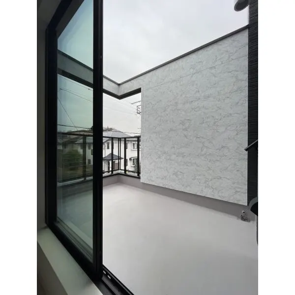 藤沢市弥勒寺4丁目 2階バルコニー