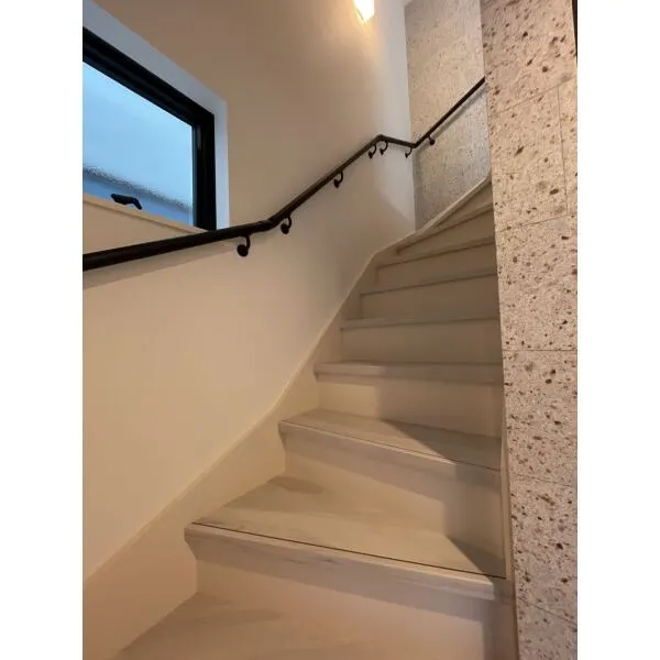 藤沢市弥勒寺4丁目 階段