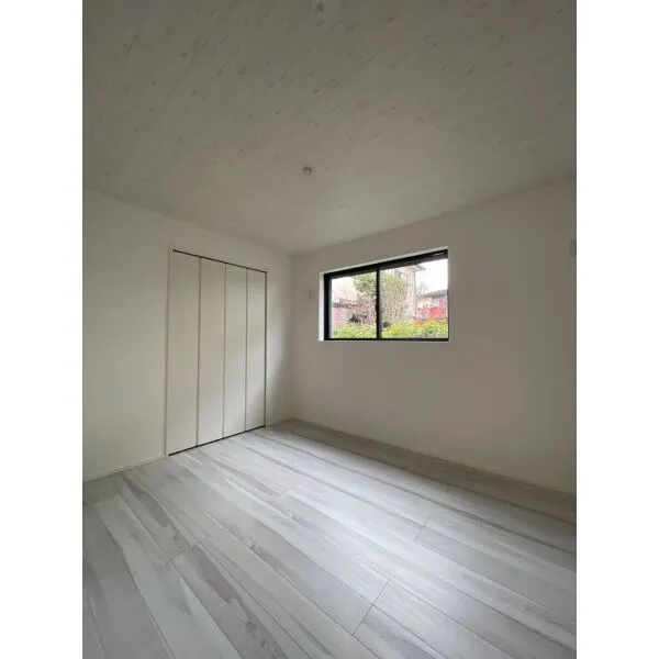 藤沢市弥勒寺4丁目 1階北西側納戸5.25畳