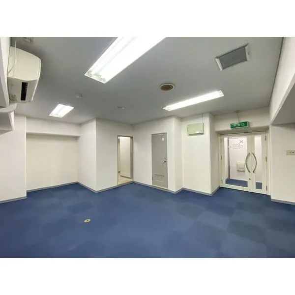 ユニ船場 室内