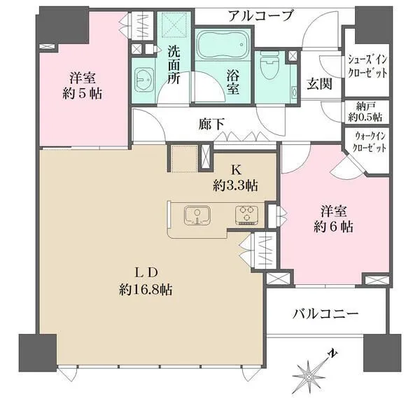 スカイフォレストレジデンス 20帖超の広々LDK。陽当たり良好な空間で、ご家族がゆったりくつろげます。
