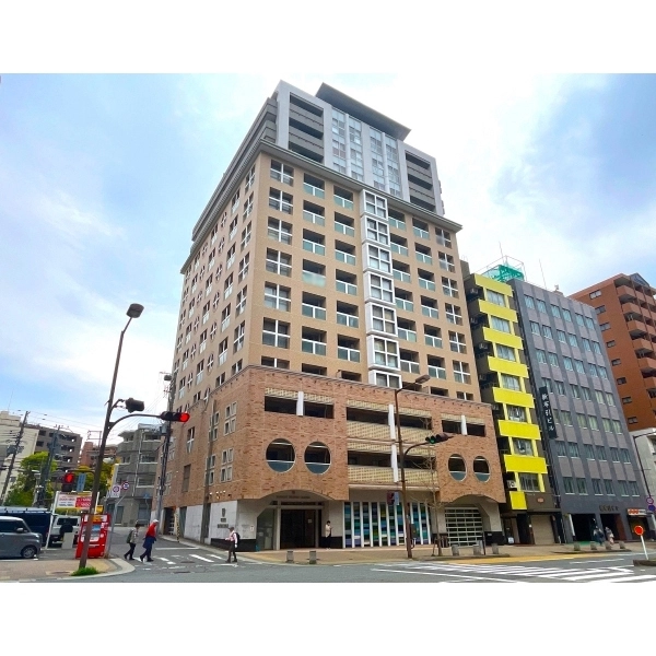 ワコーレ新神戸カデンツァ 外観