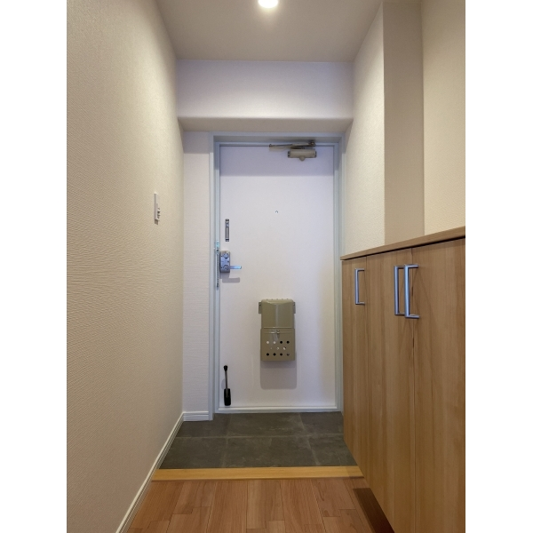 ユニハイム中加賀屋 玄関