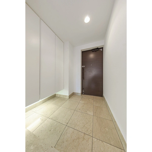 BELISTAタワー東戸塚 玄関