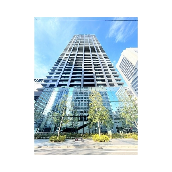 シティタワー大阪本町 外観