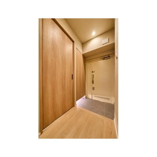 南青ハイツ 玄関