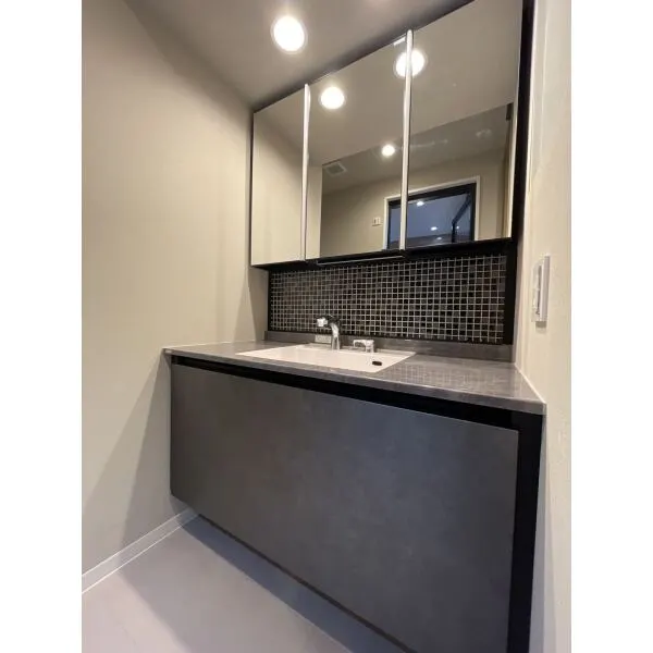 富久クロスコンフォートタワー 洗面室