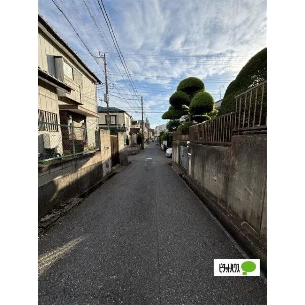 松戸市稔台７丁目 前面道路含む現地写真