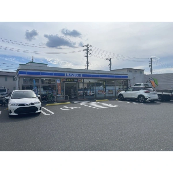 春日井市牛山町 ローソン小牧北外山地神店（コンビニ）まで約620m（徒歩8分）