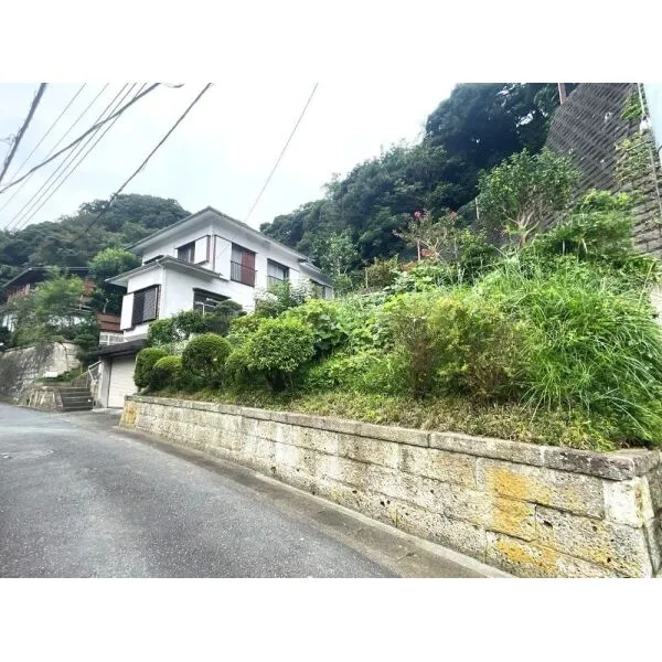 鎌倉市佐助１丁目 前面道路