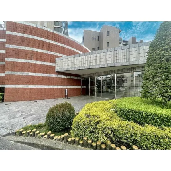 ステイツ武蔵野・東大和グランパサージュ エントランス