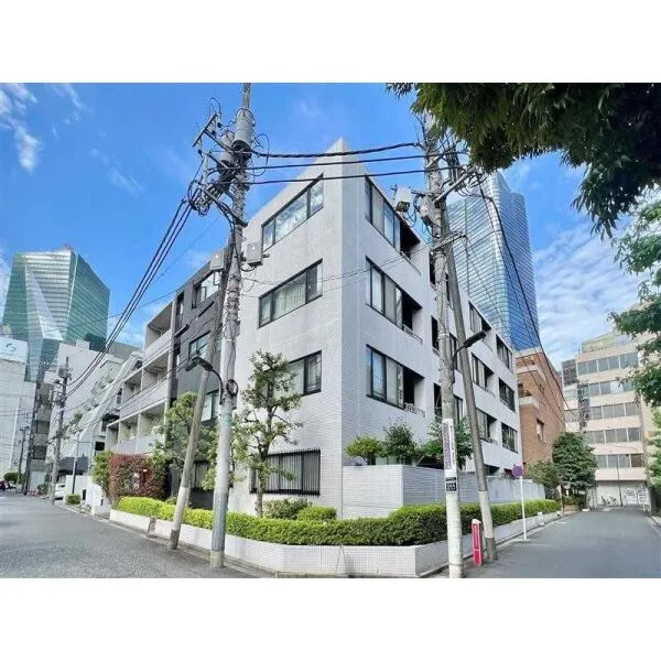 小田急コアロード六本木フロンテ 外観