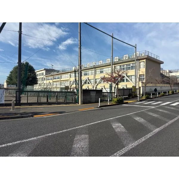 日野市南平１丁目 日野市立七生中学校（中学校）まで約1700m（徒歩22分）