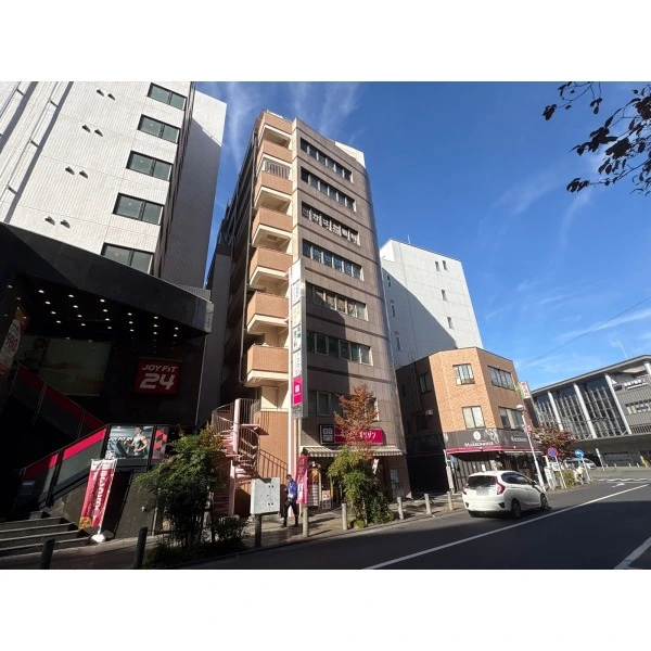 日野市南平１丁目 高幡耳鼻咽喉科（病院）まで約900m（徒歩12分）