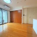 レフィール築地レジデンス リビング