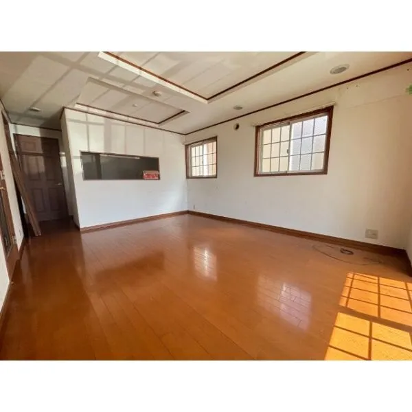 板橋区成増４丁目 14.2帖（リフォーム前）
