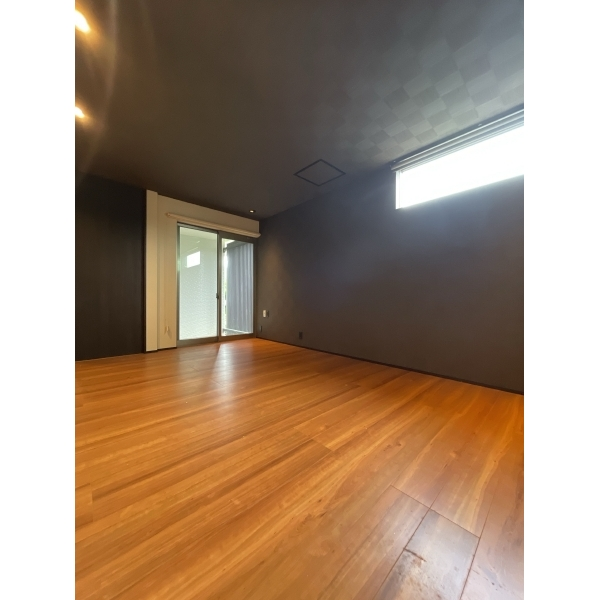 芦屋市涼風町 洋室約9畳