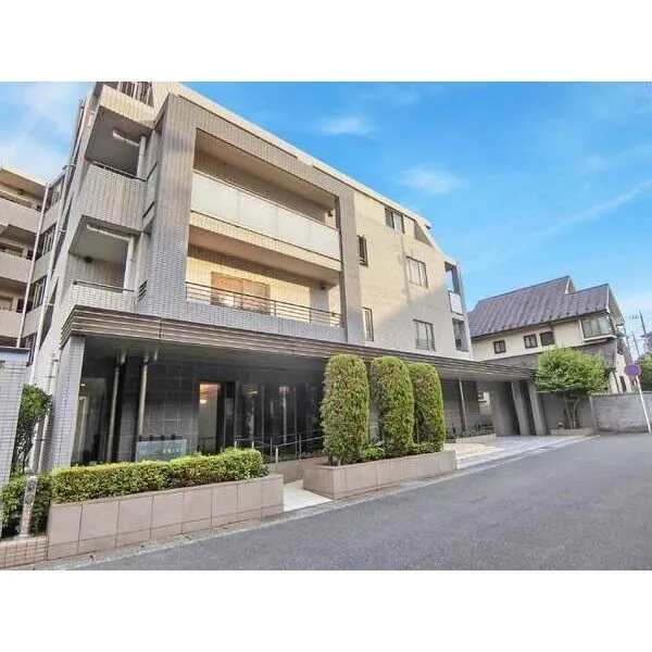 BELISTA横濱上永谷 TES温水式床暖房(LD)や浄水器一体型ハンドシャワー水栓など、暮らしを支える室内設備が豊富です。