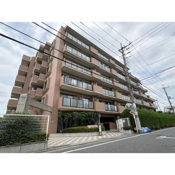 ロイヤルシャトー大泉学園 現地外観写真