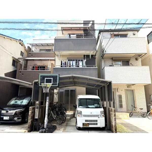 大阪市東住吉区鷹合２丁目 5LDK+LDK、2世帯住可能です。
