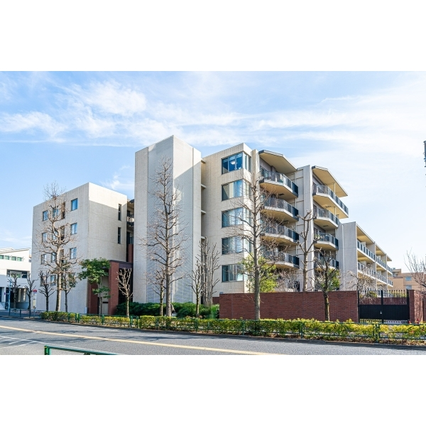 ザ・ライオンズ杉並善福寺川緑地 外観