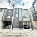 川口市大字芝 築2年と築浅の一戸建てです。